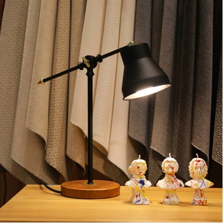 Paule Megapap metallic/Mdf desk lamp in black color 12x12x44cm.