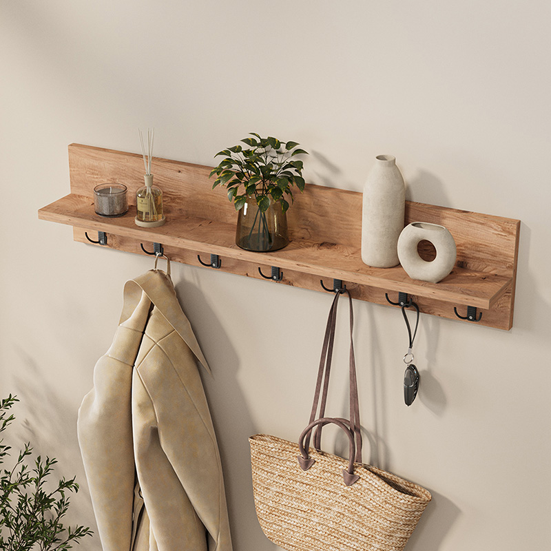 Kery Megapap melamine wall hanger in pine oak color 91x11x20cm.