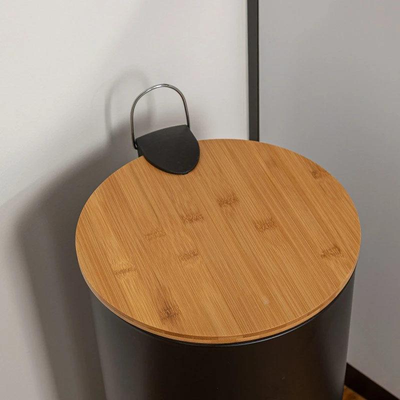 KITCHEN TRASH CAN SOFT CLOSE BAMBOO ESSENTIALS 30lt MATTE BLACK