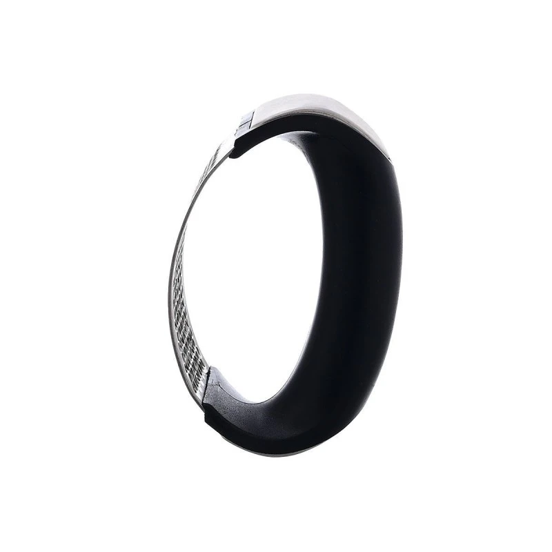 GARLIC PLESS STAINLESS STEEL WITH ERGONOMIC SILICONE HANDLE