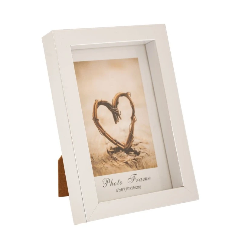 WHITE PHOTO FRAME WITH SILVER DETAIL 10X15CM