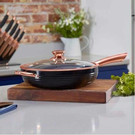 Frying pan with non-stick lid made of aluminum bronzed No26