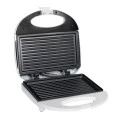 Non-stick toaster 750W color white 22x22x6cm.