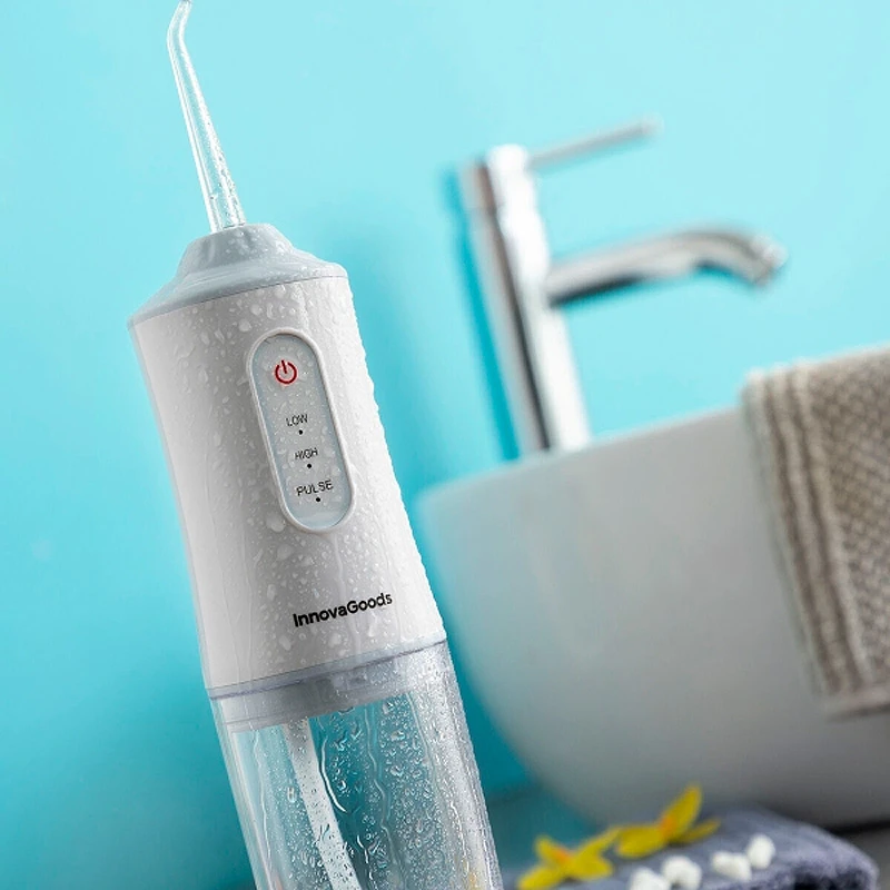 Denter Flosser Portable InnovaGoods V0103481 in white color Ø6x21,3cm.