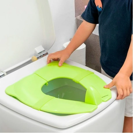 Folding children's toilet seat color green 29x6x34cm.