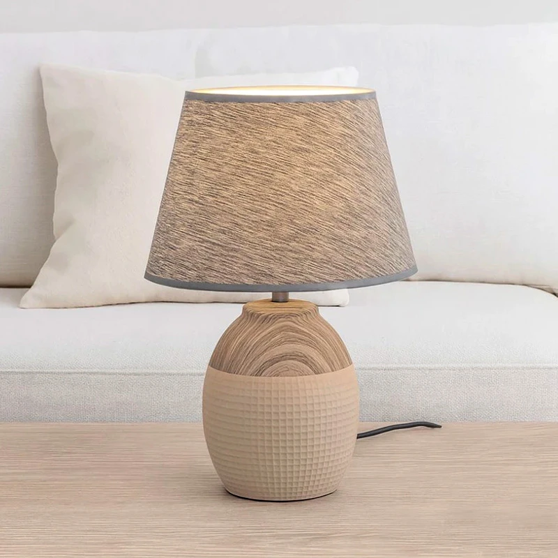 2COLOUR GREY CERAMIC LAMP WITH GREY HAT 39CM