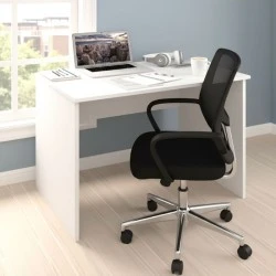 Kalen Megapap melamine office desk in white color 90x60x74cm. Kalen Megapap melamine office desk in white color 90x60x74cm.