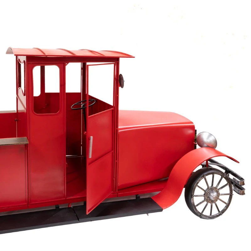 XMAS RED METAL TRUCK 310X122X150CM