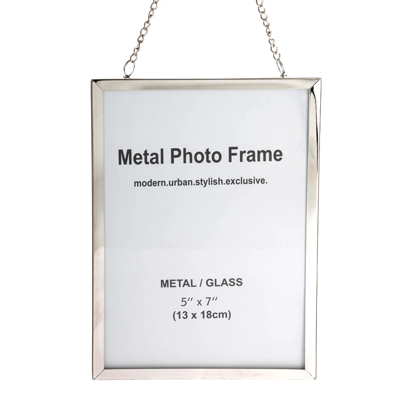 METAL HANGING PHOTO FRAME WITH SILVER CHAIN 13X18CM