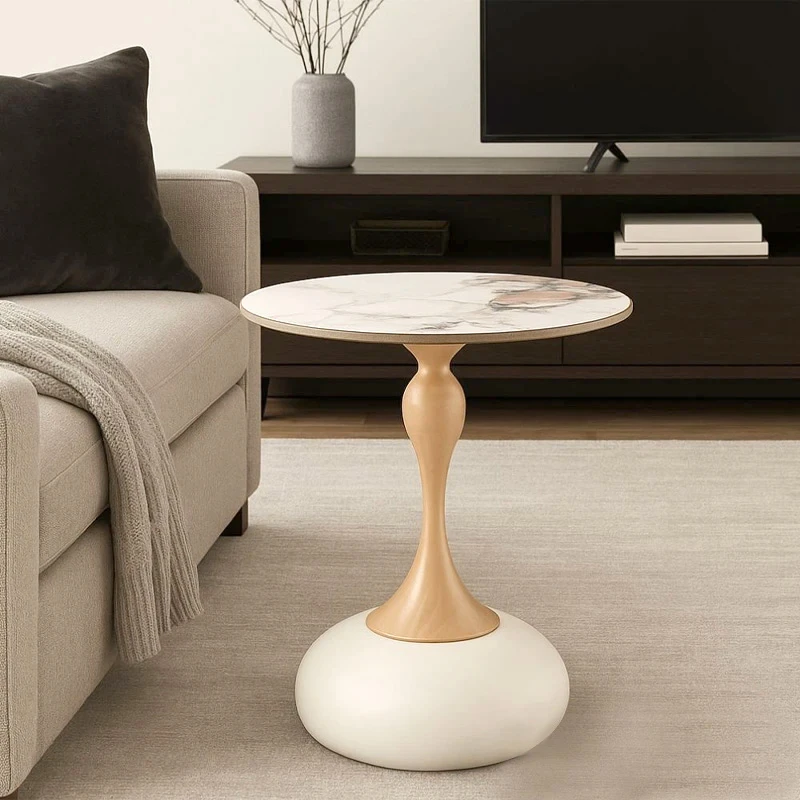 CREME METAL TABLE WITH GOLD BASE AND WHITE CERAMIC SURFACE(MARBLE EFFECT)