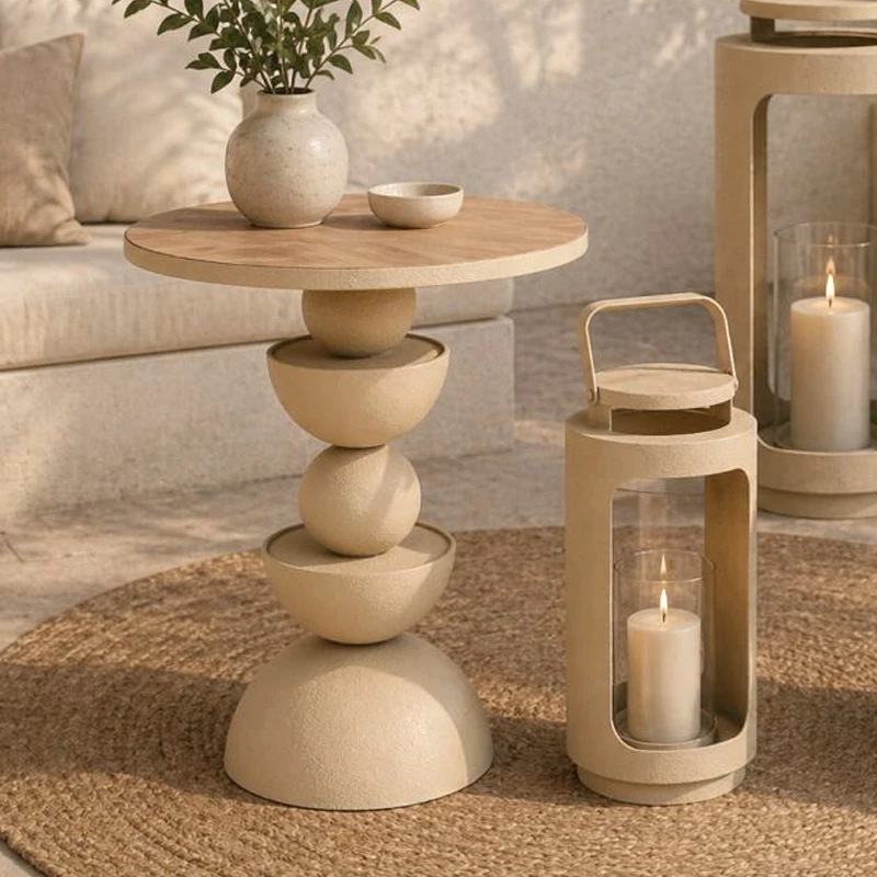 METAL SIDE TABLE IN CREAM COLOR WITH WOODEN SURFACE 46X46X49CM