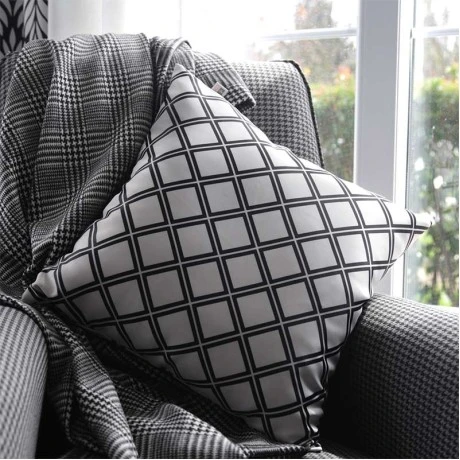 Bono Megapap cotton sofa pillow with zipper in white/black color 50x50xcm.