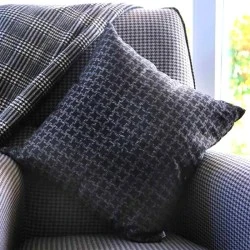 Bono Megapap cotton sofa pillow with zipper in black color 50x50xcm. Bono Megapap cotton sofa pillow with zipper in black color 50x50xcm.