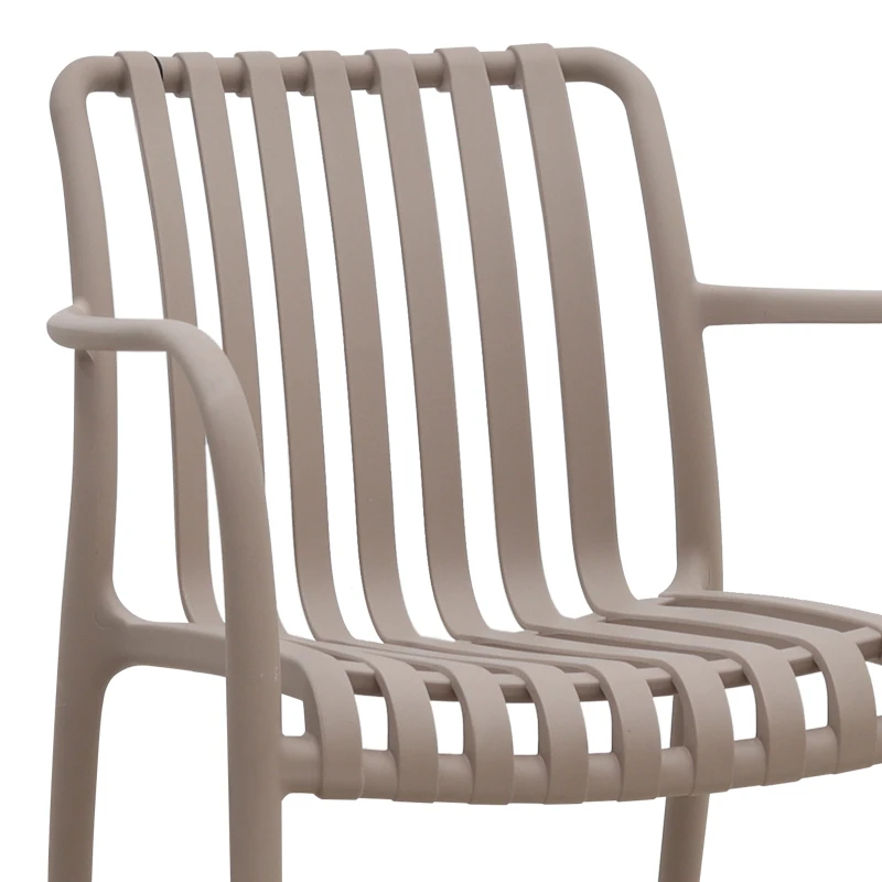 Polypropylene armchair incappuccino color 53,5x58x80cm.